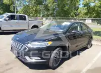 2017 Ford FUSION фото
