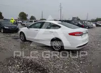 2017 Ford FUSION photo