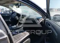 2017 Ford FUSION фото
