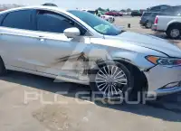 2017 Ford FUSION photo