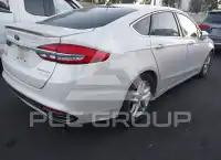 2017 Ford FUSION фото