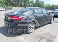 2017 Ford FUSION photo