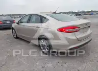 2017 Ford FUSION фото