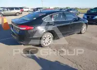 2017 Ford FUSION фото