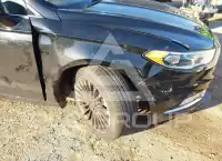 2017 Ford FUSION photo