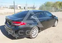 2017 Ford FUSION фото