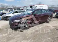 2017 Ford FUSION фото