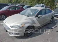 2017 Ford FUSION фото