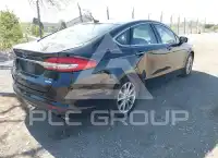 2017 Ford FUSION фото