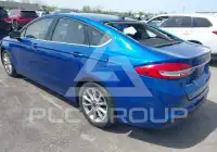 2017 Ford FUSION фото