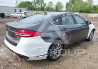 2017 Ford FUSION фото