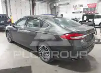 2017 Ford FUSION фото