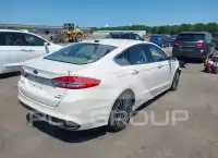 2017 Ford FUSION фото