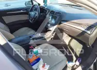 2017 Ford FUSION photo
