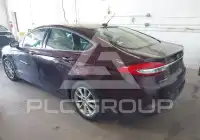 2017 Ford FUSION фото
