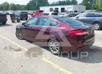 2017 Ford FUSION фото