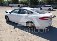 2017 Ford FUSION фото