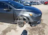 2017 Ford FUSION photo