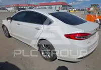2017 Ford FUSION фото