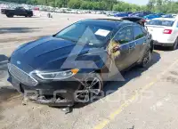 2017 Ford FUSION photo
