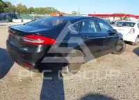 2017 Ford FUSION photo