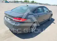 2017 Ford FUSION фото