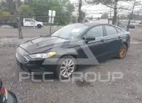 2017 Ford FUSION photo