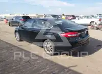 2017 Ford FUSION photo
