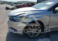 2017 Ford FUSION фото