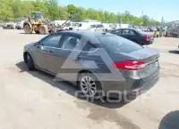 2017 Ford FUSION фото