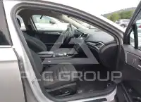2017 Ford FUSION фото