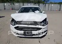 2017 Ford FUSION фото