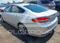 2017 Ford FUSION photo