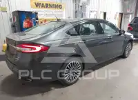 2017 Ford FUSION фото