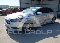 2017 Ford FUSION фото