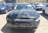 2017 Ford FUSION фото