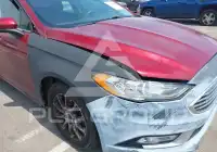 2017 Ford FUSION фото