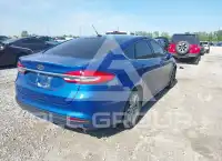 2017 Ford FUSION фото