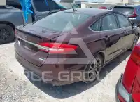 2017 Ford FUSION фото