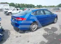 2017 Ford FUSION фото