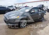 2017 Ford FUSION photo