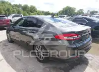 2017 Ford FUSION фото