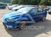 2017 Ford FUSION фото