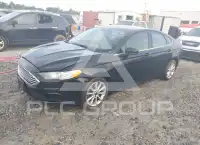 2017 Ford FUSION фото