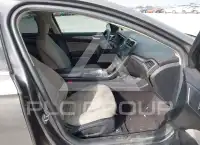 2017 Ford FUSION photo