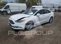 2017 Ford FUSION фото