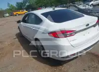 2017 Ford FUSION photo