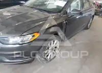 2017 Ford FUSION photo