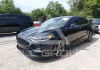 2017 Ford FUSION фото