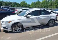 2017 Ford FUSION фото